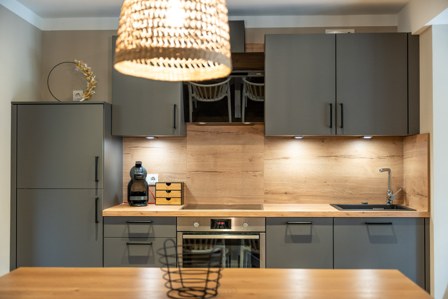 fully equippet kitchen